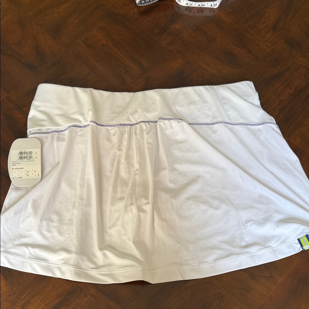 Wilson Tennis Skirt with Blue Accents NWT - Picture 6 of 6